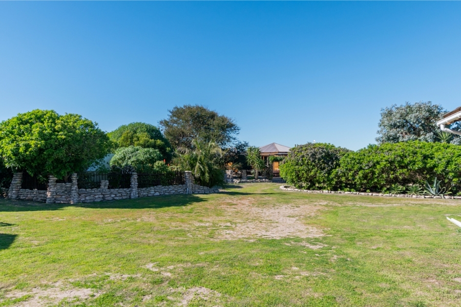 5 Bedroom Property for Sale in Trekoskraal Western Cape